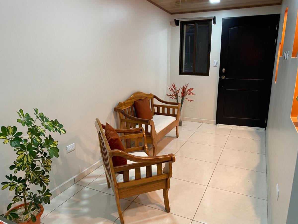 Pura Vida Apartment. 5 Min From Airport Alajuela Kültér fotó